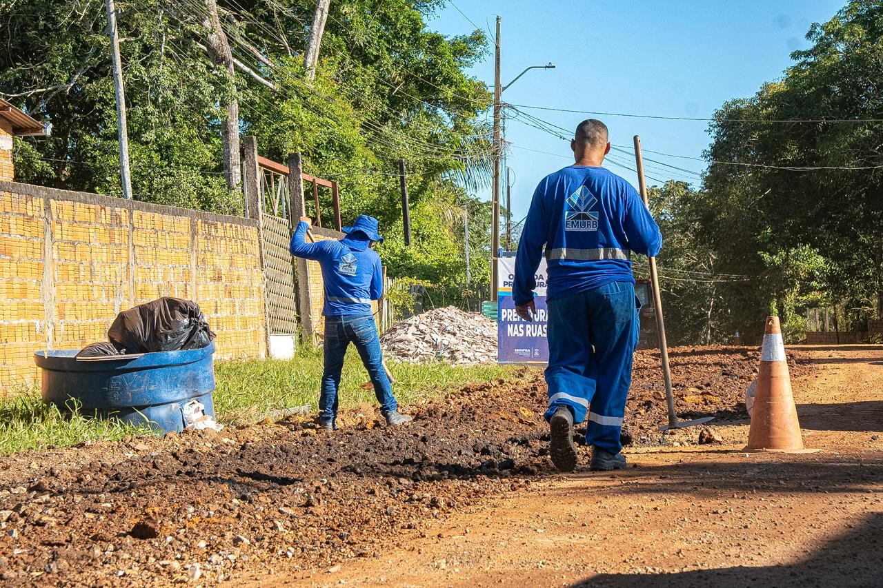 Prefeito de Rio Branco acompanha ações do Programa Prefeitura nas Ruas no Ramal das Cooperativas 1 Prefeitura nas Ruas no Ramal das Cooperativas