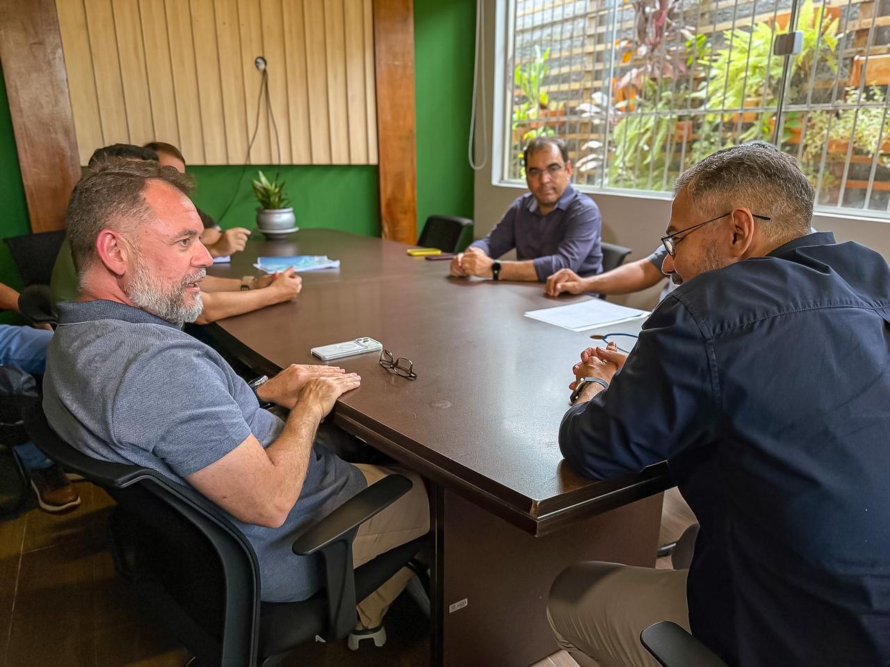Foto prefeito de Rio Branco e diretor-presidente do Deracre