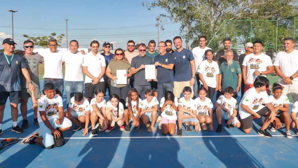 TENIS E BEACH TENIS MA 01.05 31 e1777679438613