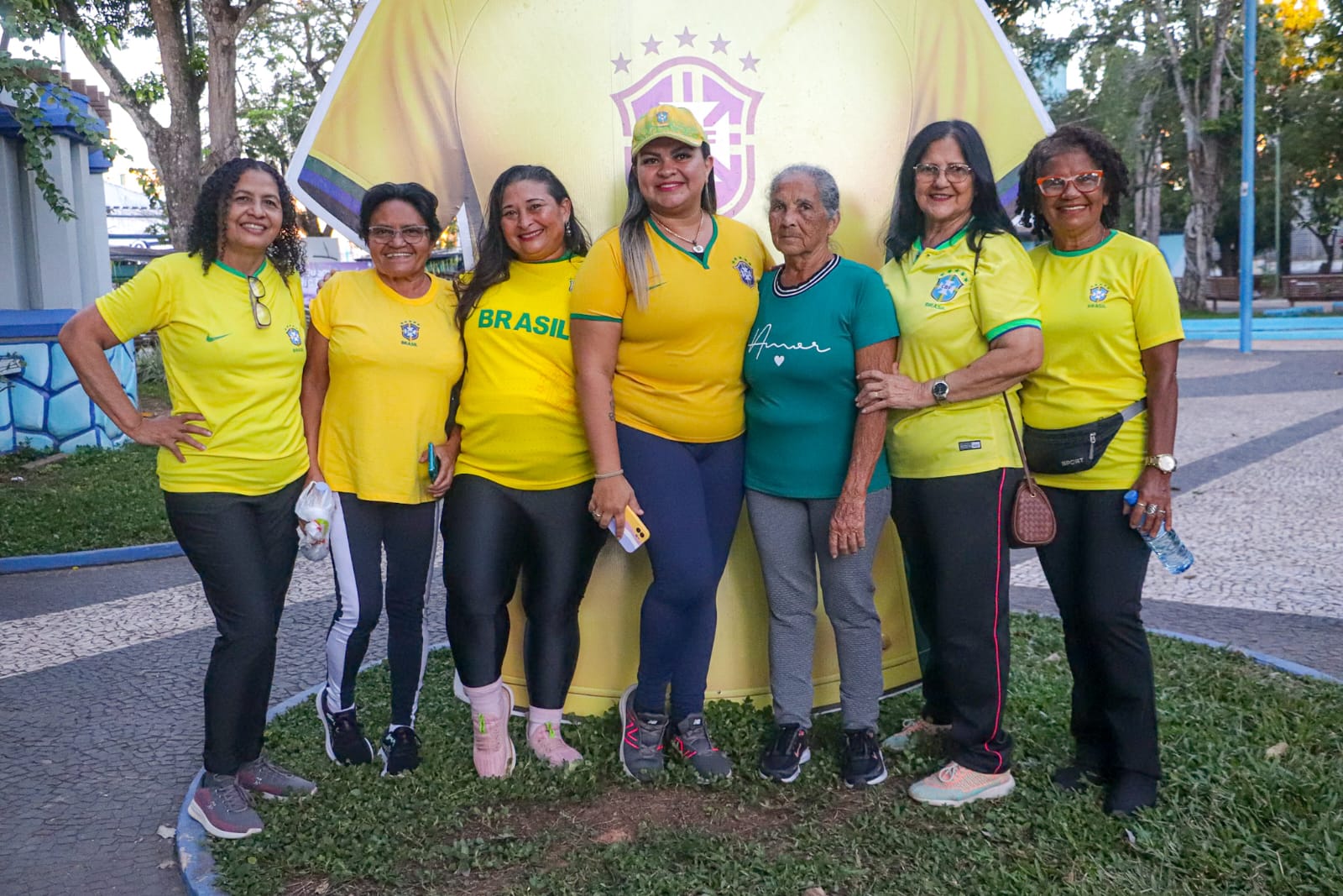 Prefeitura realiza Aulão da Torcida e reúne mais de 200 pessoas na Praça da Revolução 14 AULAO TORCIDAMA 11.06 27