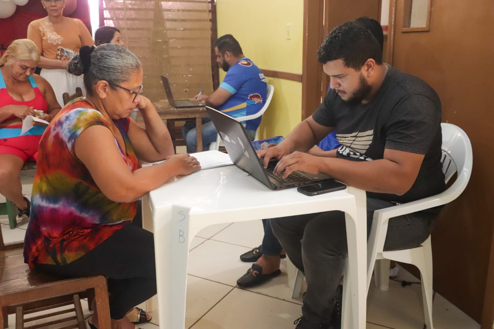 Prefeitura de Rio Branco realiza entrega de kits para os alunos da rede municipal 11 ENTREGA KITS SEMEMA12.06 21