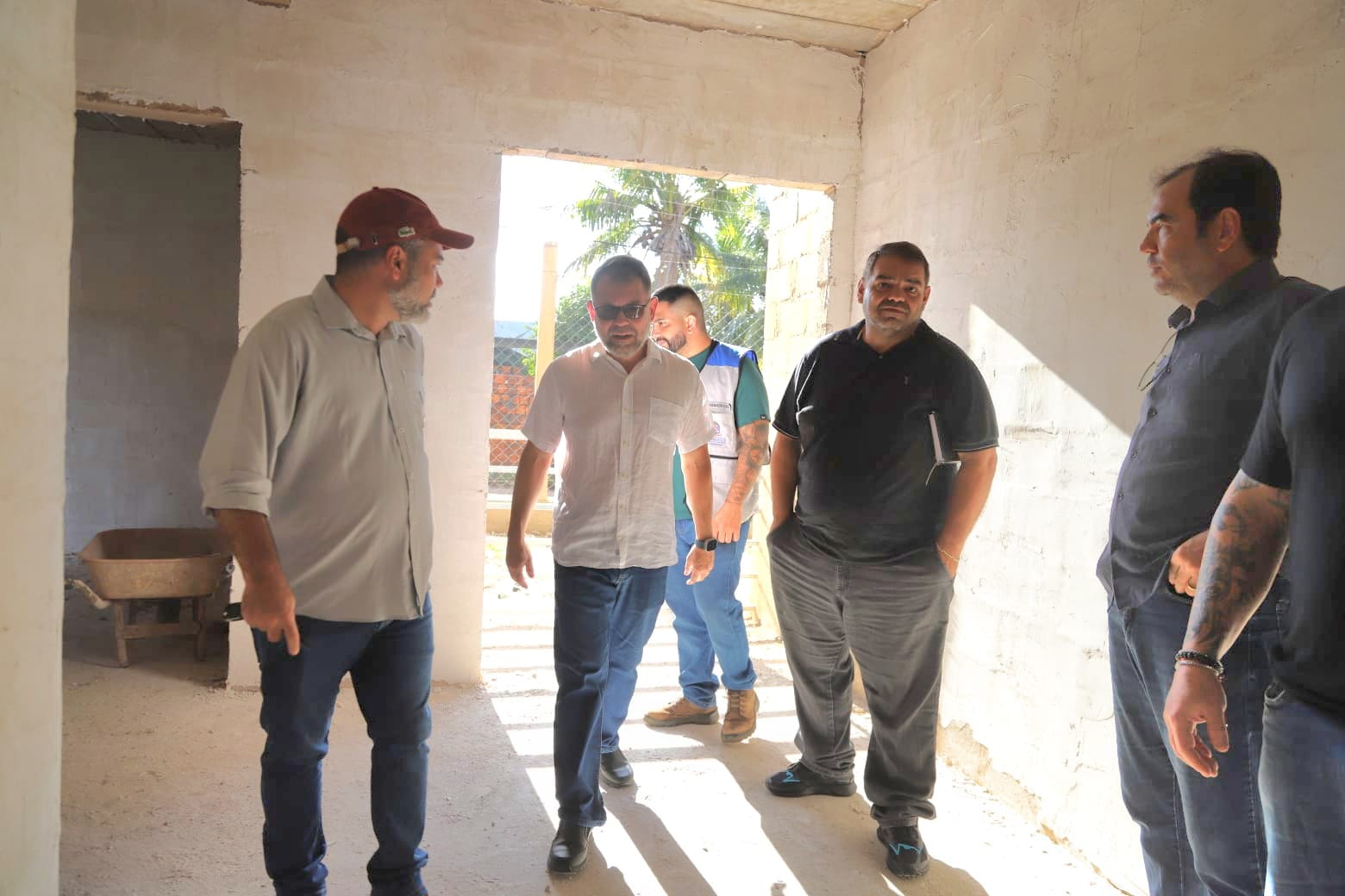 Habitacao popular com obra em fase avancada no bairro Tucuma VAL 21