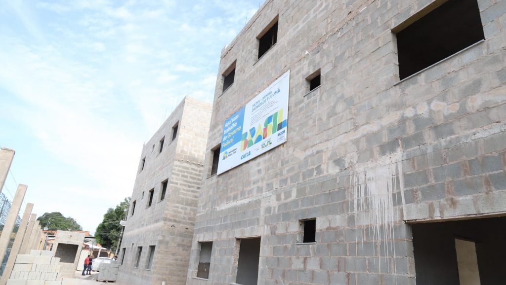 Prefeitura de Rio Branco fortalece habitação popular com obra em fase avançada no bairro Tucumã 1 Habitacao popular com obra em fase avancada no bairro Tucuma VAL 25 e1780930178480