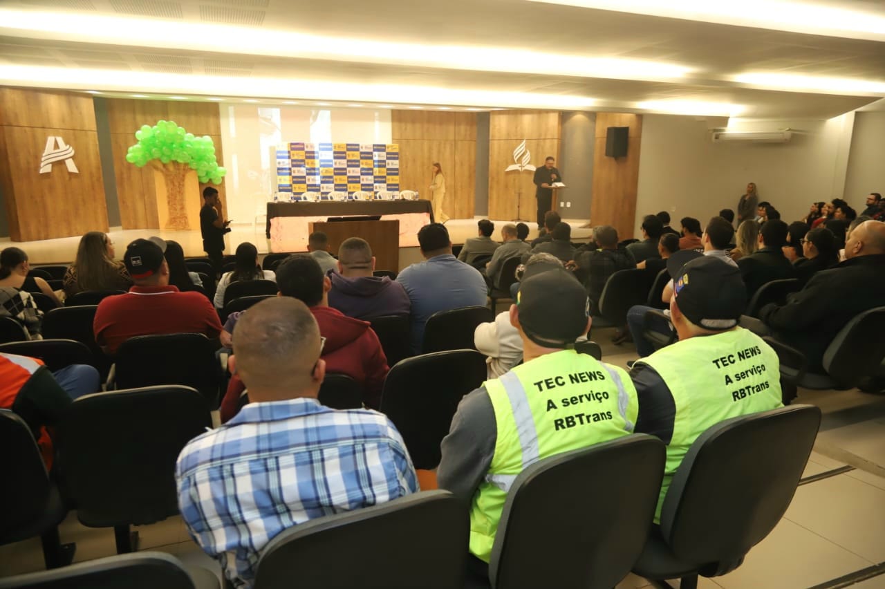 Palestra de combate ao assedio 20