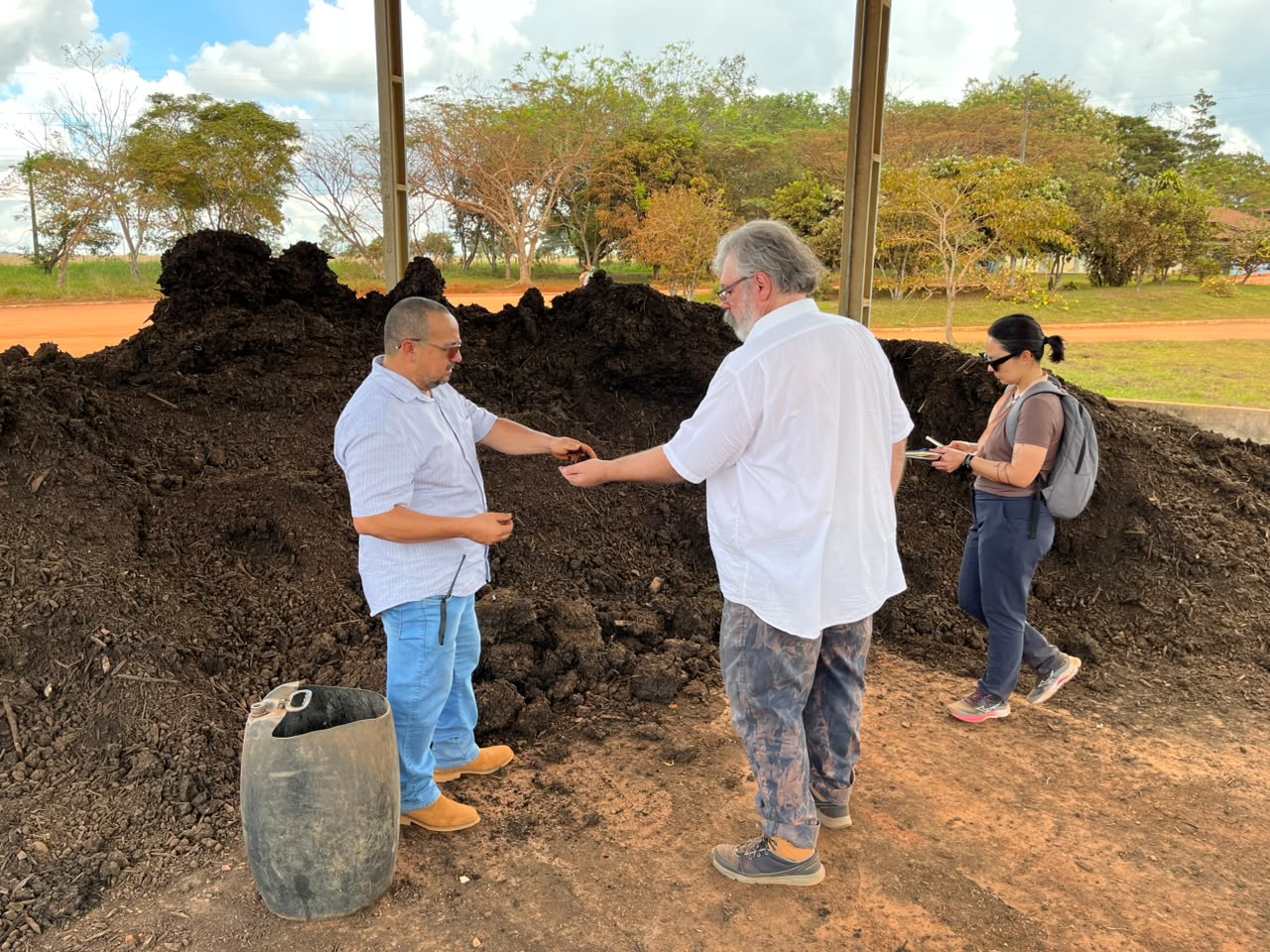 Rio Branco está entre os poucos municípios brasileiros selecionados para receber consultoria especializada em gestão de resíduos orgânicos por meio do programa Mutirão para o Brasil. (Foto: Lucas Brito/Secom)