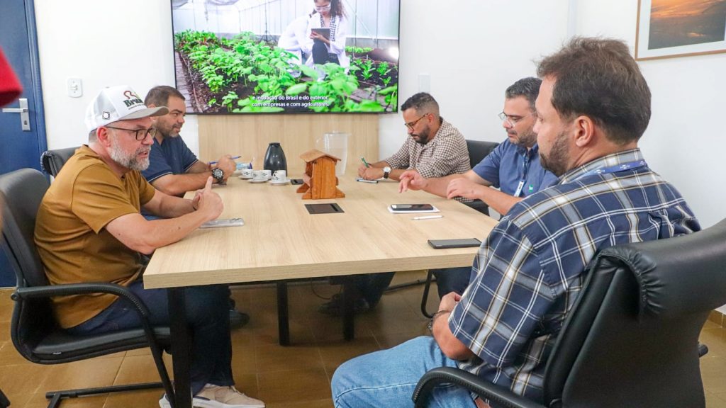 Prefeitura de Rio Branco reforça parceria com a Empresa Brasileira de Pesquisas Agropecuárias - Embrapa Acre 4 VISITA EMBRAPAMA12.06 10 e1781314089549