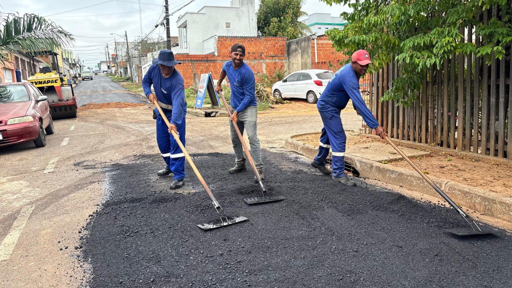 Emurb intensifica serviços de manutenção e infraestrutura em Rio Branco neste sábado 1 pavimentacao no Araca 4