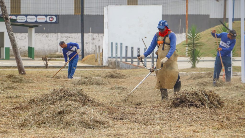 Prefeitura de Rio Branco mobiliza 300 trabalhadores em força-tarefa para preparar o Parque de Exposições Wildy Viana para a Expoacre 2 300 trabalhadores Parque de Exposicoes 14 e1783791062737