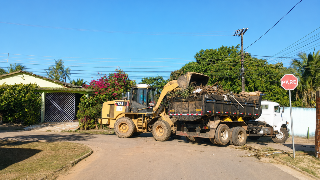 Prefeitura de Rio Branco retira mais de 200 toneladas de entulhos durante mutirão na Baixada da Sobral 9 ChatGPT Image 6 de jul. de 2026 14 36 34 e1783366734924