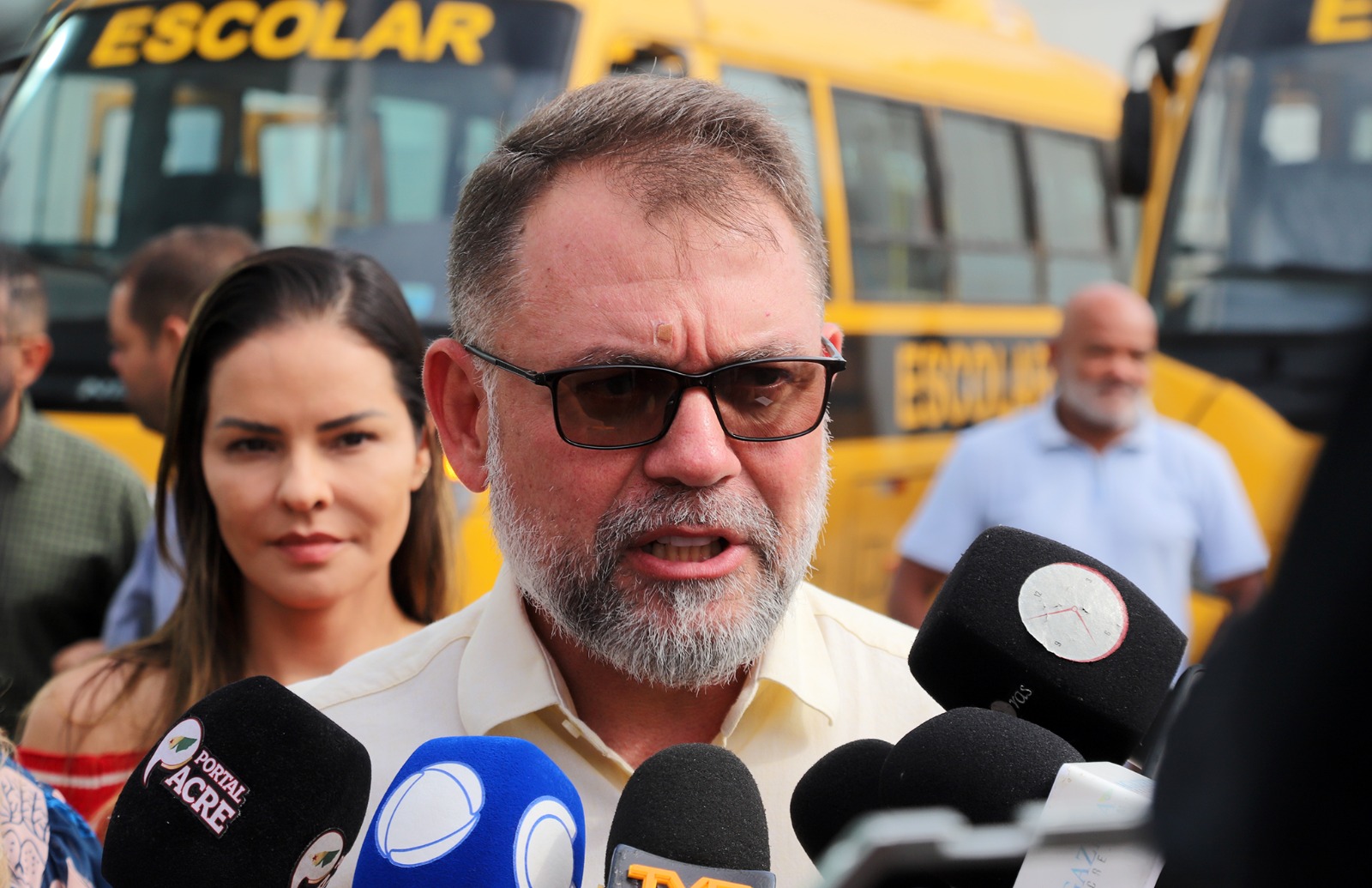 Onibus escolares 14