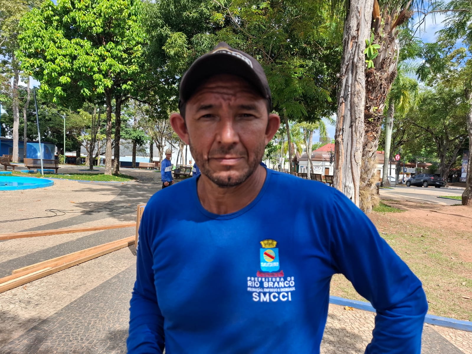 Revitalizacao bancos e lixeiras 1