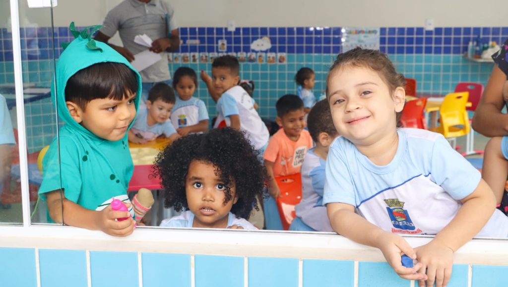 Prefeito visita Creche Marta Ferreira Lopes e acompanha atendimento a 280 crianças na Vila Acre 2 Visita Creche Marta Ferreira Lopes 24 e1784215623988