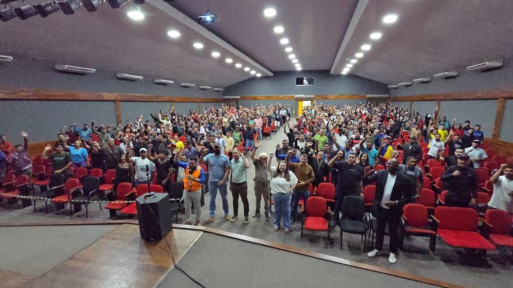 Prefeitura de Rio Branco inicia curso de Operação de Máquinas Pesadas e amplia oportunidades de qualificação profissional 1 WhatsApp Image 2026 07 09 at 15.09.53 e1783628106950