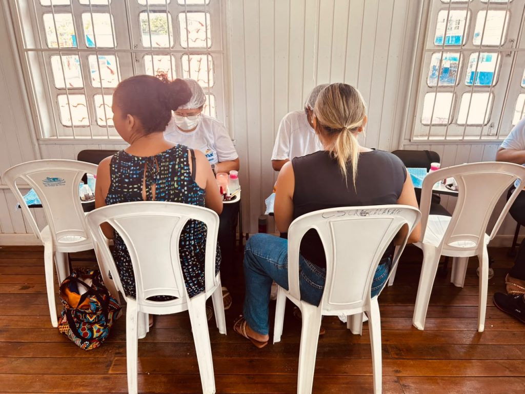 Ação na Casa Rosa Mulher garante mais de 100 atendimentos e reforça serviços da campanha Agosto Lilás em Rio Branco 4 ACAO CASA ROSA SECOM 21 2