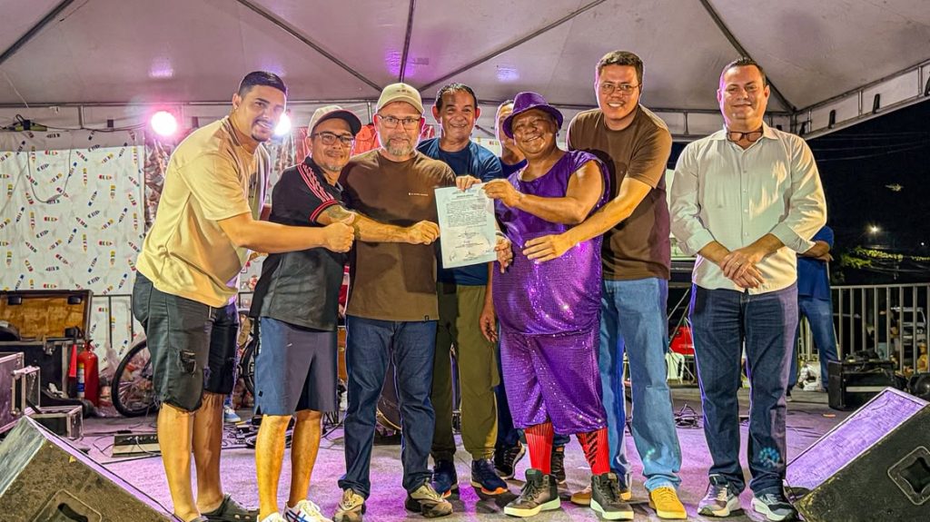 Prefeitura de Rio Branco celebra aniversário do bairro Aeroporto Velho e anuncia reforma do Centro Cultural Lydia Hammes 5 Aeroporto Velho reforma do Centro Cultural Lydia Hammes 19 e1786979475385