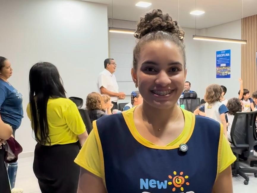 “Essa vivência ajuda os alunos a entenderem melhor a cidade, seus espaços e os profissionais responsáveis por sua construção e manutenção”, destacou Raquel. (Foto: Thaynar Moura/Secom)
