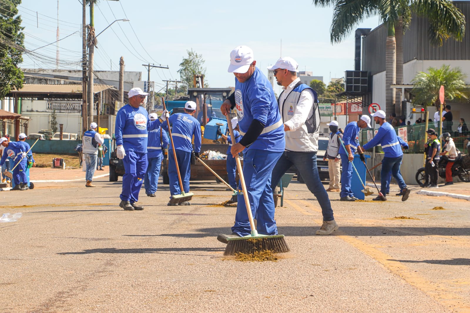 Prefeitura de Rio Branco reforça apoio à Cavalgada 2026 e garante limpeza durante abertura da 51ª Expoacre 14 Bloco Limpeza CavalgadaMA 01.08 18