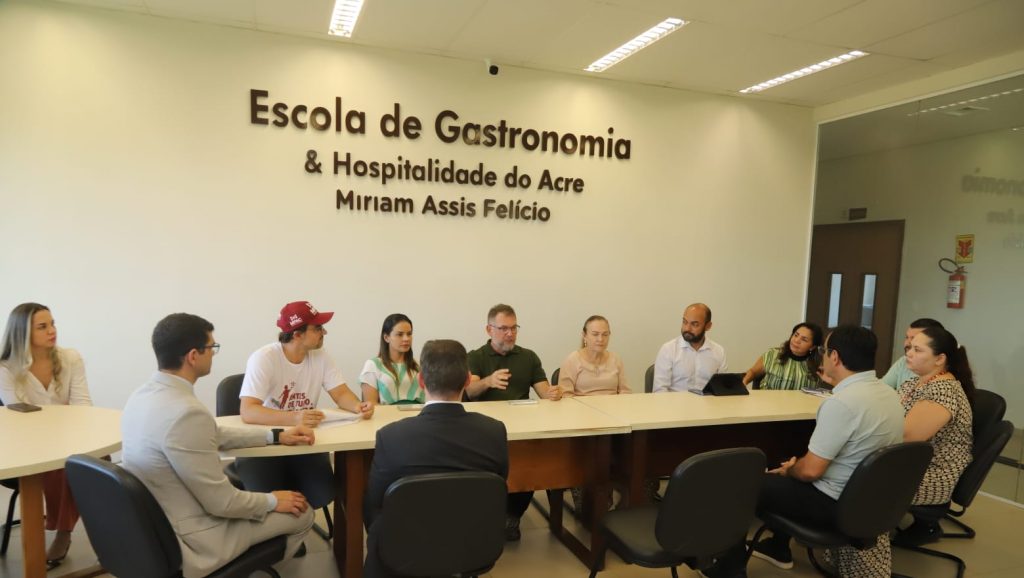 Prefeitura de Rio Branco fortalece diálogo com instituições para ampliar projeto Vozes do Povo 3 Dialogo com instituicoes 1 e1787838067997