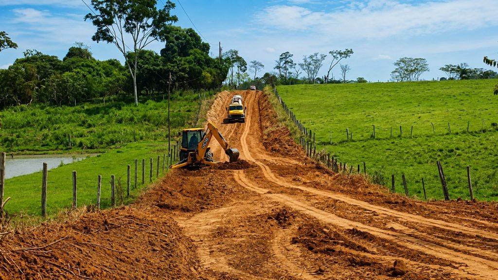Prefeitura de Rio Branco intensifica serviços de melhoria em ramais da zona rural. 7 Mlhoria em ramais 2 e1787950343189