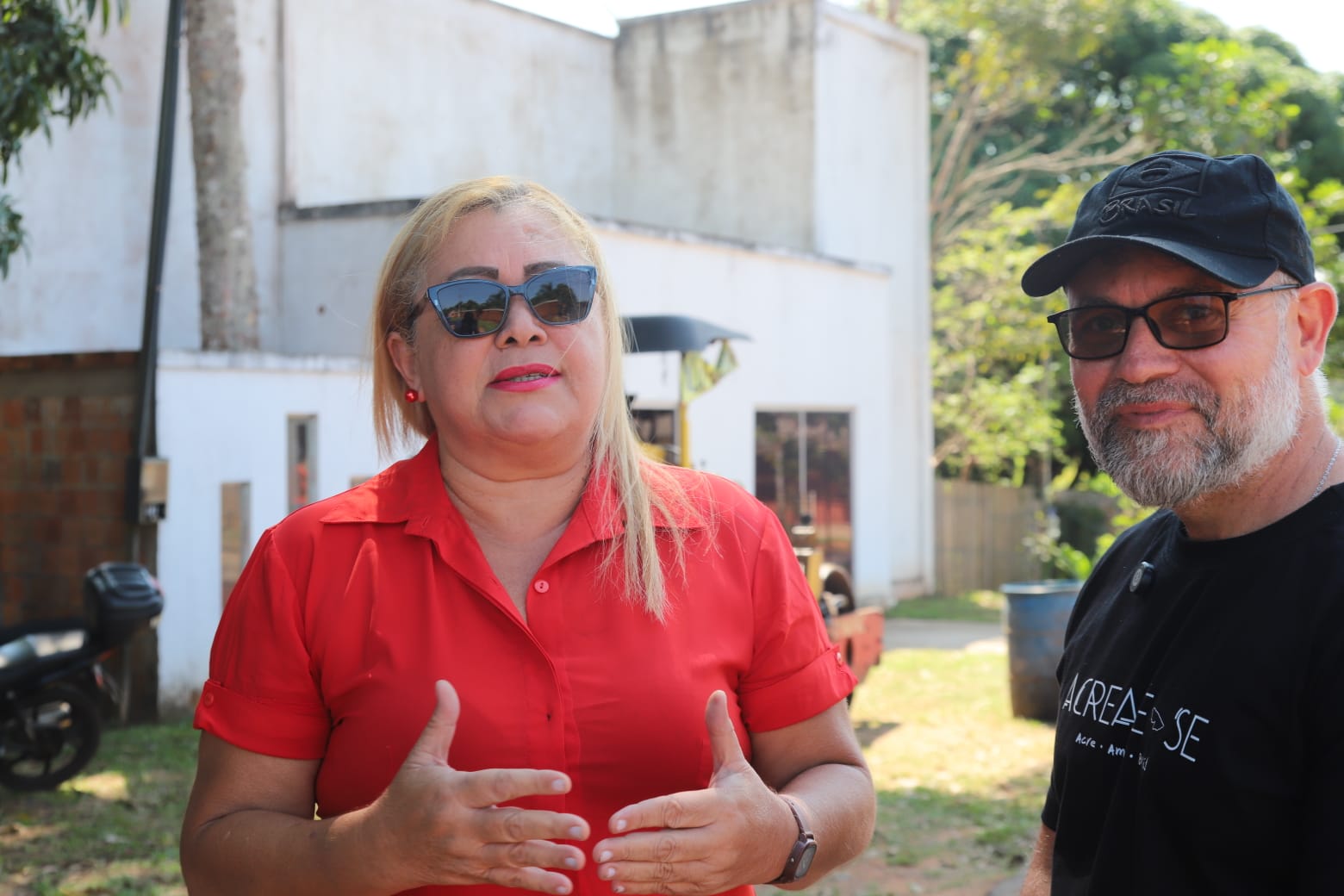 Prefeitura avança com pavimentação e melhorias na Estrada Irineu Serra 6 VISITA IRINEU SERRAVF 22.08 11