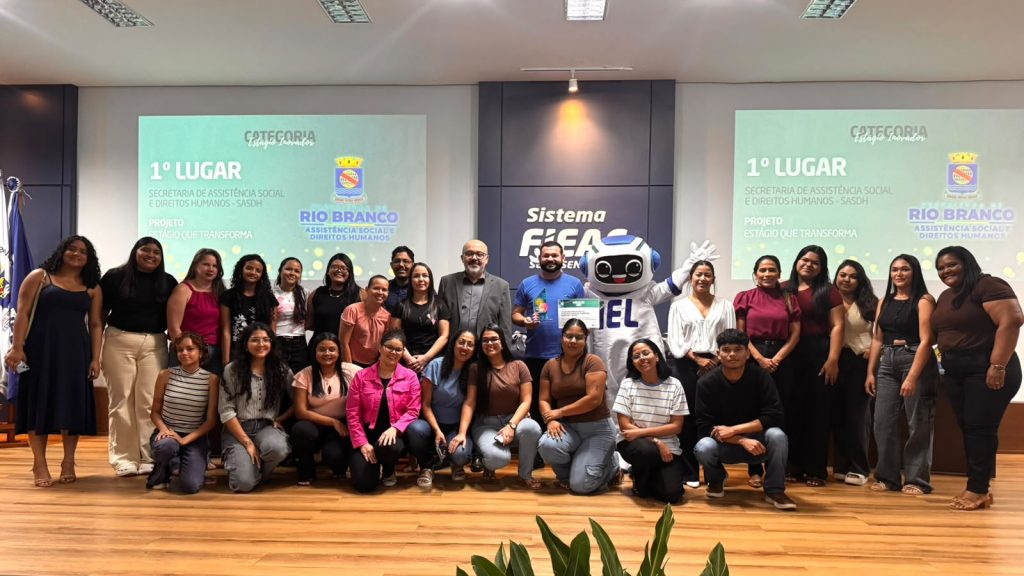 Prefeitura de Rio Branco conquista 1º lugar no Prêmio IEL 2026 com iniciativa de estágio inovador 2 WhatsApp Image 2026 08 20 at 16.39.41 e1787262272551