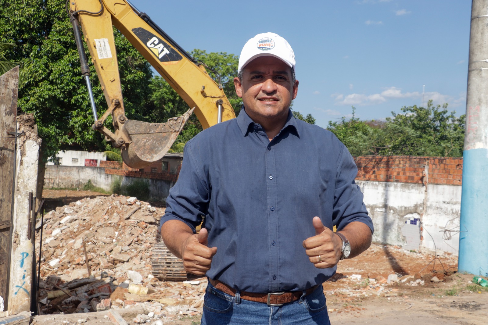 Demolicao no Papouco 2
