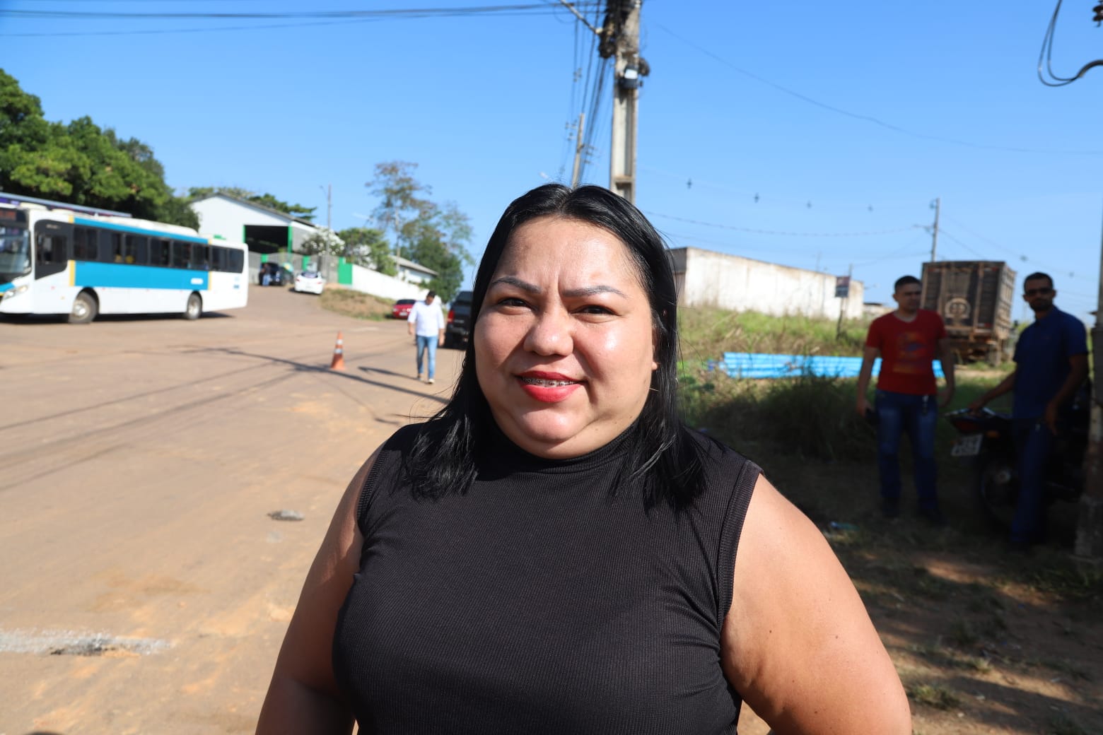 Erika Rede de agua da Vila Jorge Kalume 1