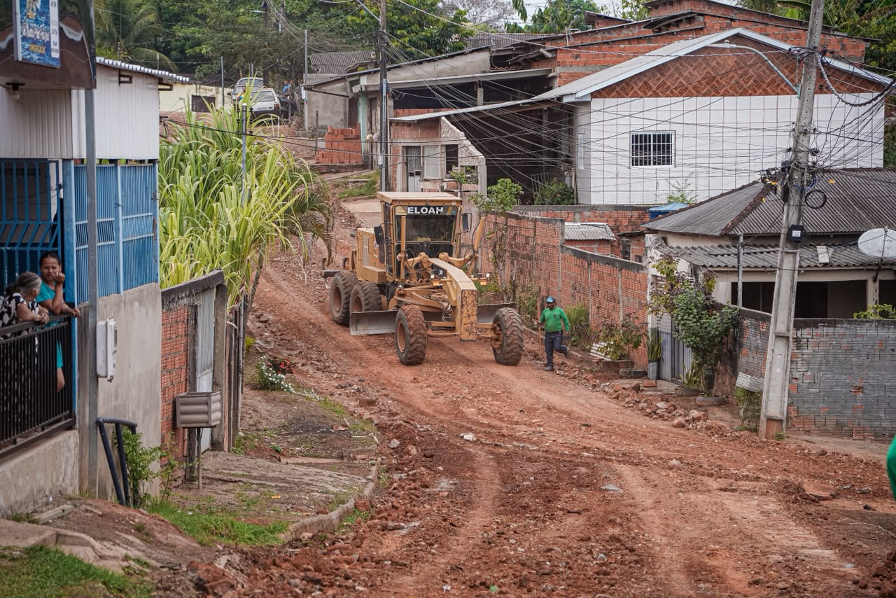 Melhorias no bairro Vitoria 13 1