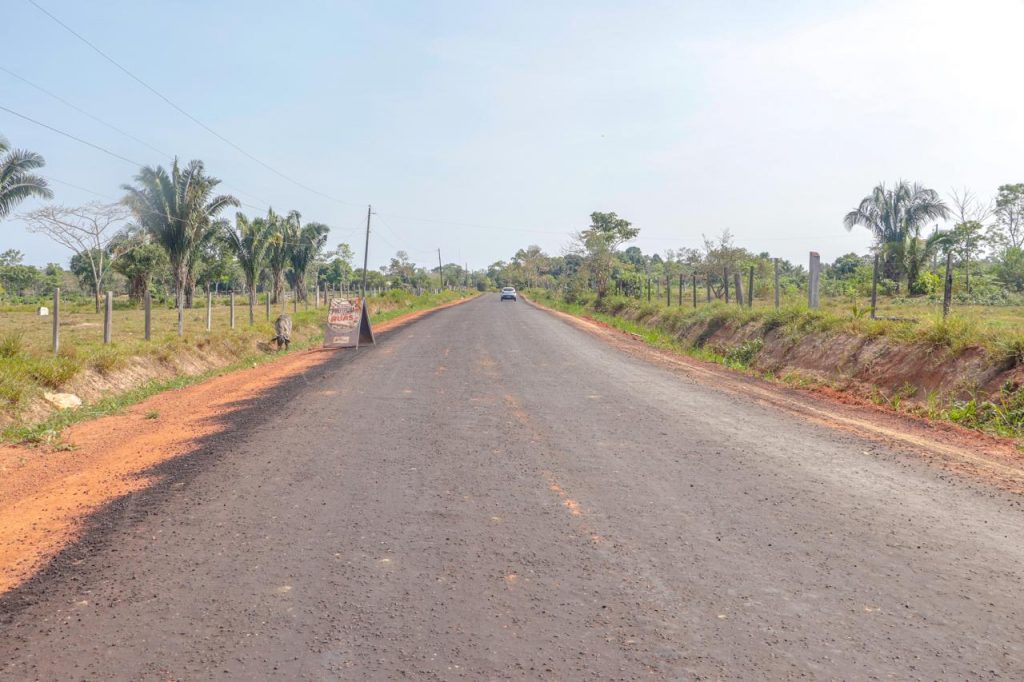 Prefeitura vistoria obras de infraestrutura e pavimentação no ramal Boa Água 2 RAMAL BOA AGUA M.A 11.09 14