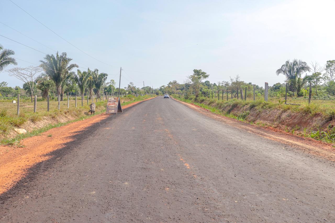Prefeitura vistoria obras de infraestrutura e pavimentação no ramal Boa Água 3 RAMAL BOA AGUA M.A 11.09 14