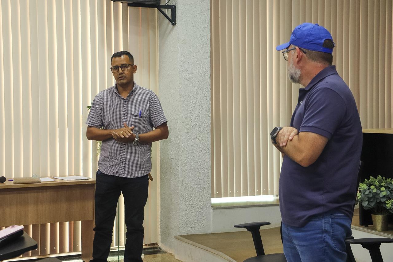Prefeitura de Rio Branco se reúne com sindicatos rurais para traçar ações conjuntas no campo 13 REUNIAO SINDICATOS RURAISM.A 11.09 1