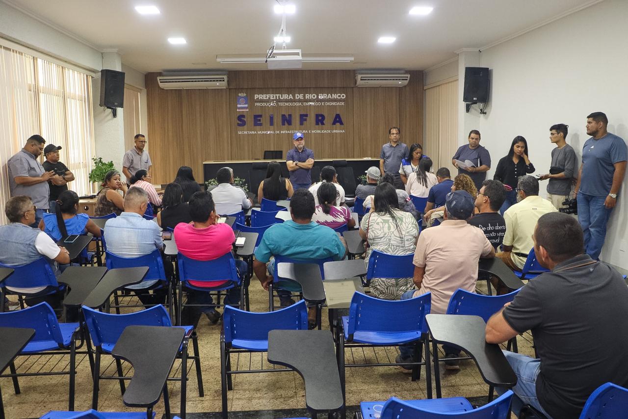 Prefeitura de Rio Branco se reúne com sindicatos rurais para traçar ações conjuntas no campo 9 REUNIAO SINDICATOS RURAISM.A 11.09 11