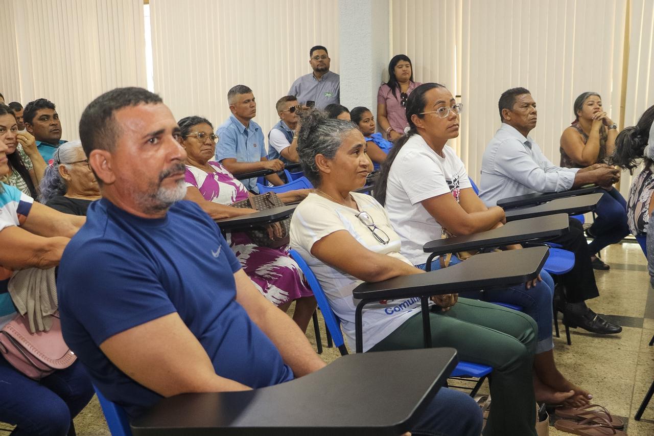 Prefeitura de Rio Branco se reúne com sindicatos rurais para traçar ações conjuntas no campo 12 REUNIAO SINDICATOS RURAISM.A 11.09 14