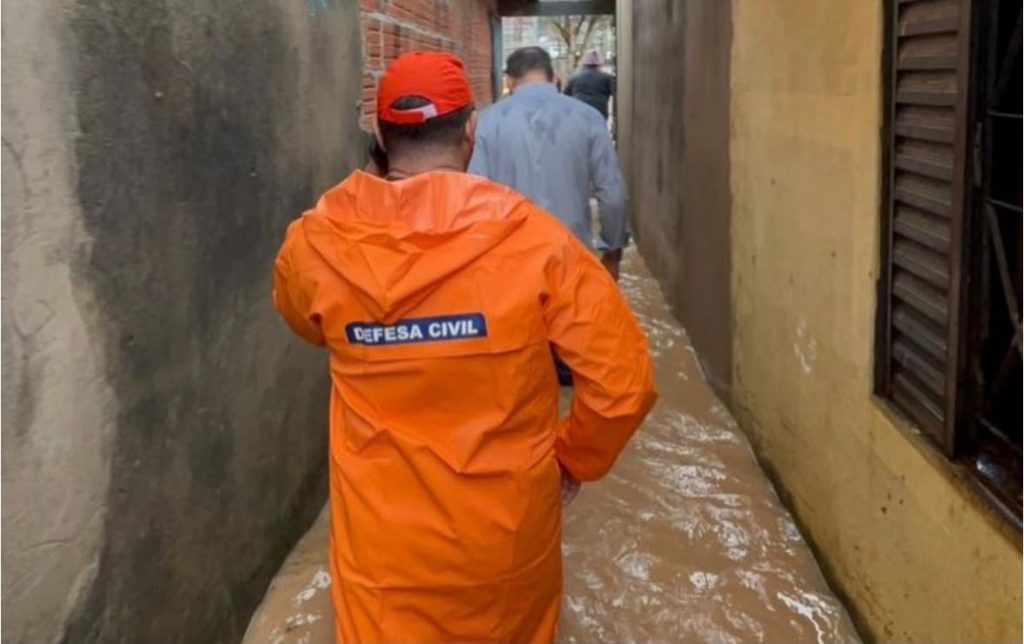 Chuvas de setembro se aproximam da média histórica e Defesa Civil de Rio Branco mantém monitoramento 1 WhatsApp Image 2026 09 24 at 11.05.22