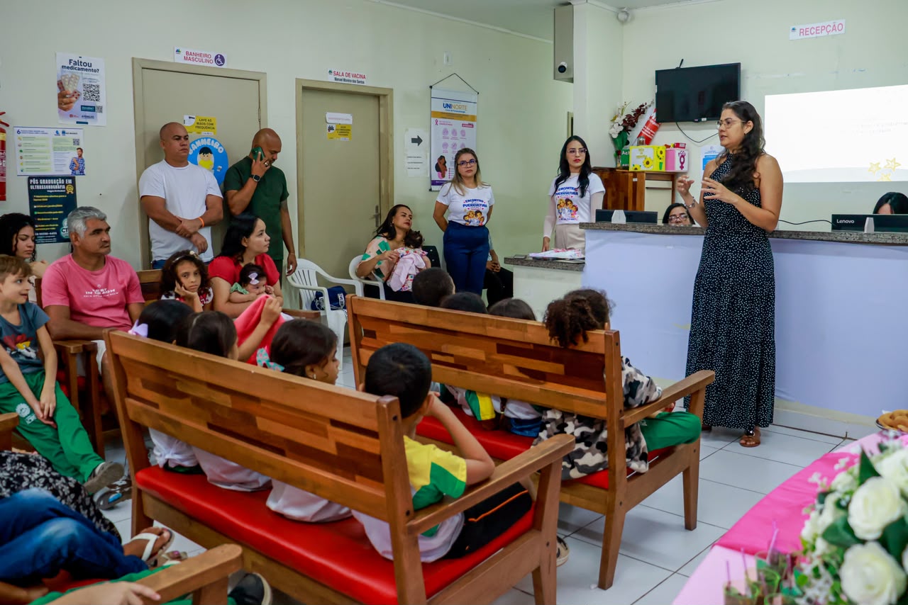 A Prefeitura fortalece o cuidado com as crianças por meio da puericultura, acompanhando seu desenvolvimento e orientando as famílias em cada fase da infância. (Foto: Átilas Moura/Secom)