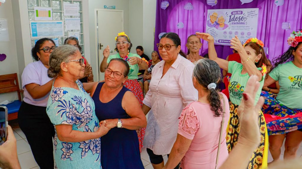 Prefeitura de Rio Branco promove manhã de cuidados e confraternização para idosos do Belo Jardim 3 Dia do Idoso 9 e1790883503715