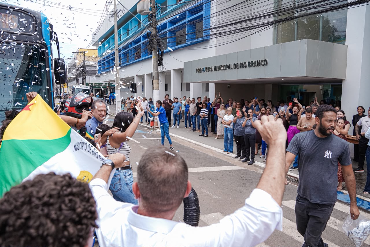 Nova Frota de Onubus Samuel 4 1