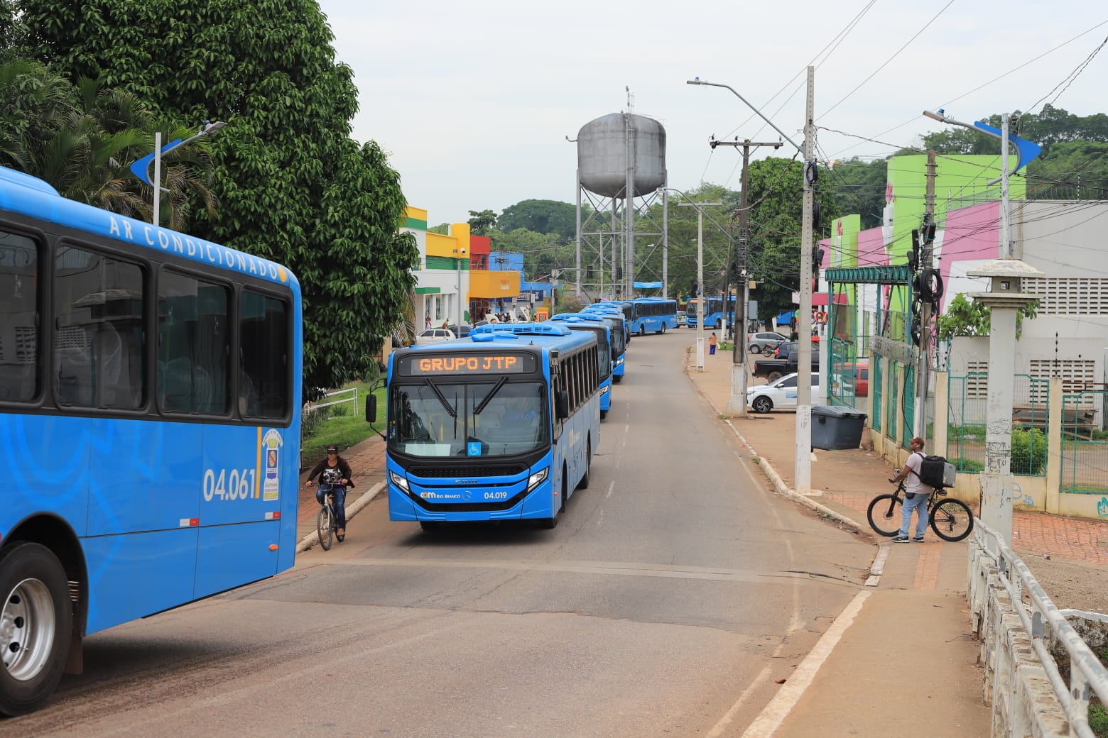 Onibus Val 10