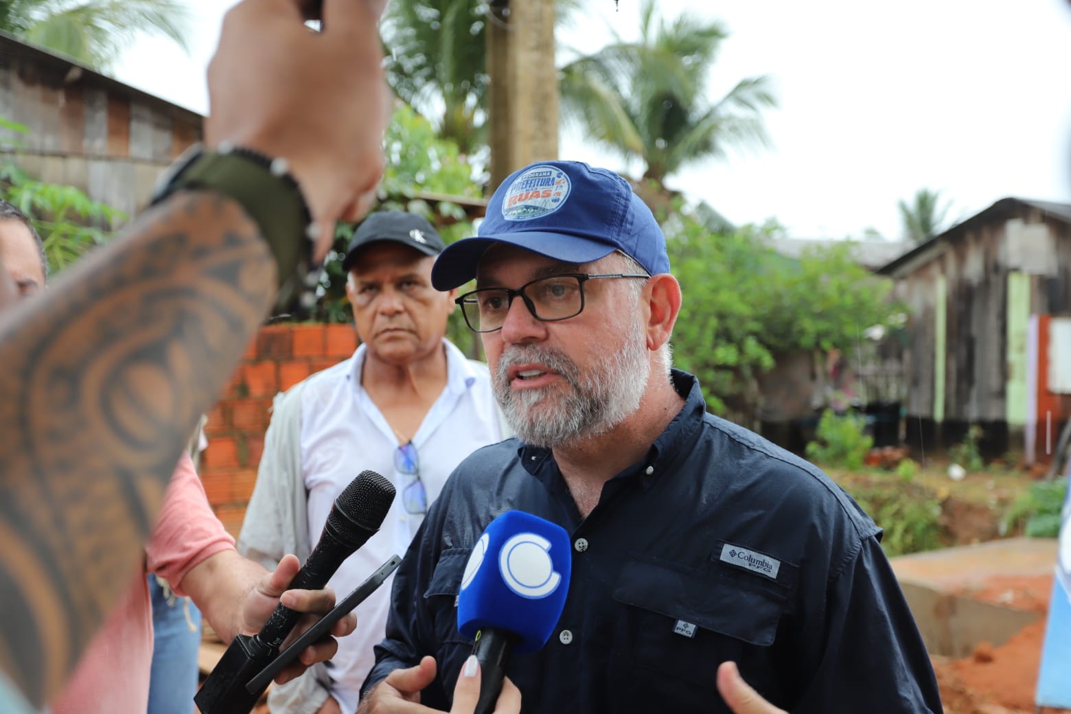 Prefeitura monitora igarapes 24