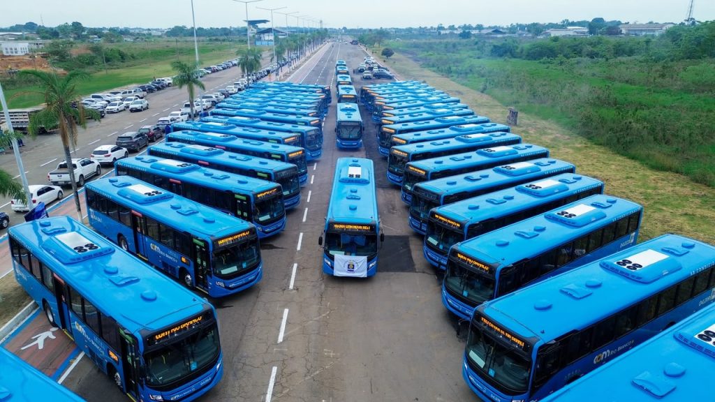 Prefeitura de Rio Branco consolida avanços nos primeiros seis meses da atual gestão 3 Seis meses de gestao 55