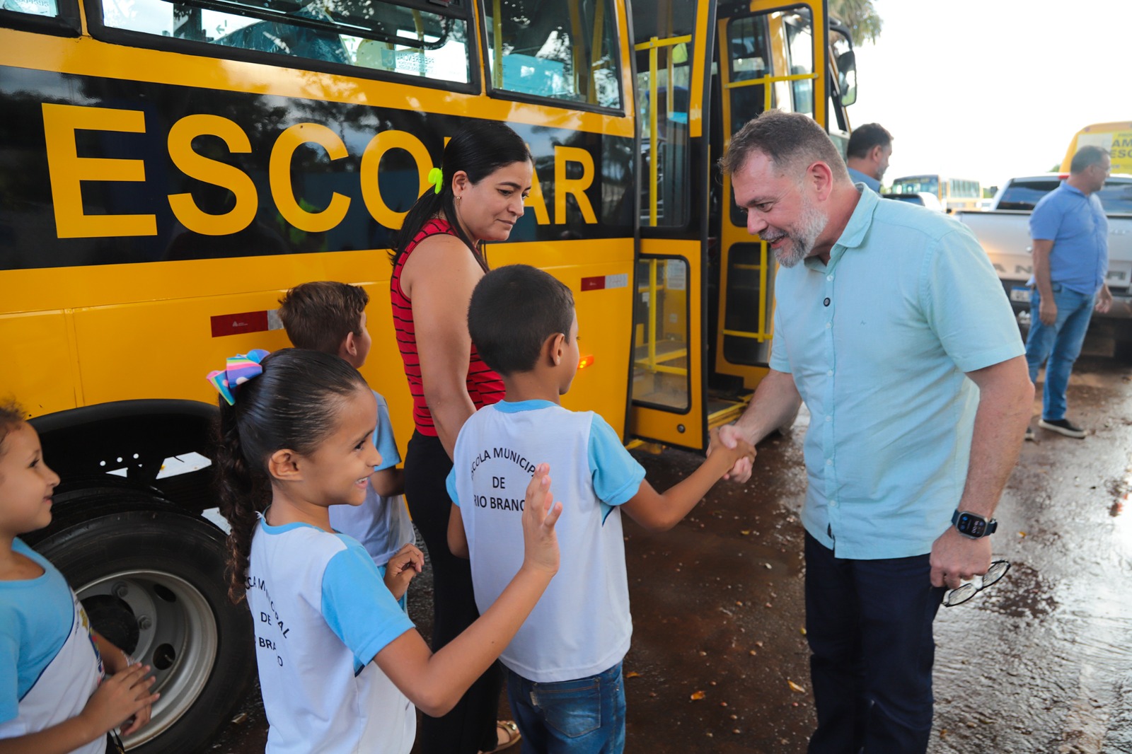 Ônibus Escolar