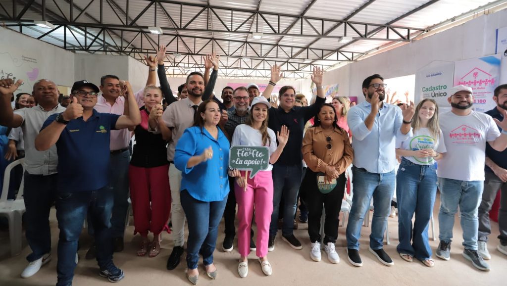 Prefeitura de Rio Branco aproxima serviços públicos dos moradores das Placas e reforça cuidado com o meio ambiente 1 Servicos publicos dos moradores das Placas e reforca cuidado com o meio ambiente 11 e1793291274583