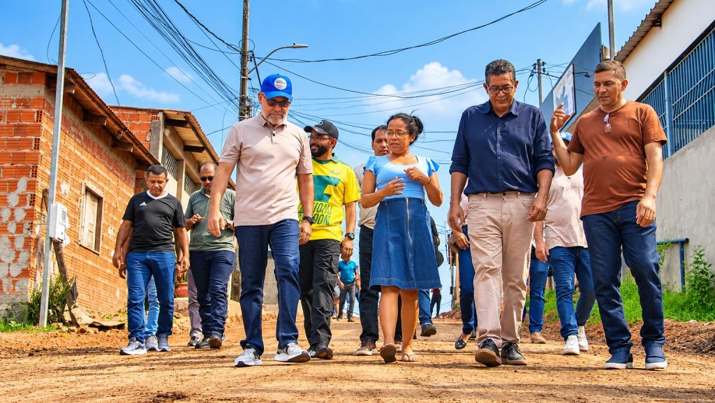 Prefeitura nas Ruas leva pavimentação e mais segurança para moradores do bairro Vitória 5 WhatsApp Image 2026 10 08 at 15.23.26 e1791491037435